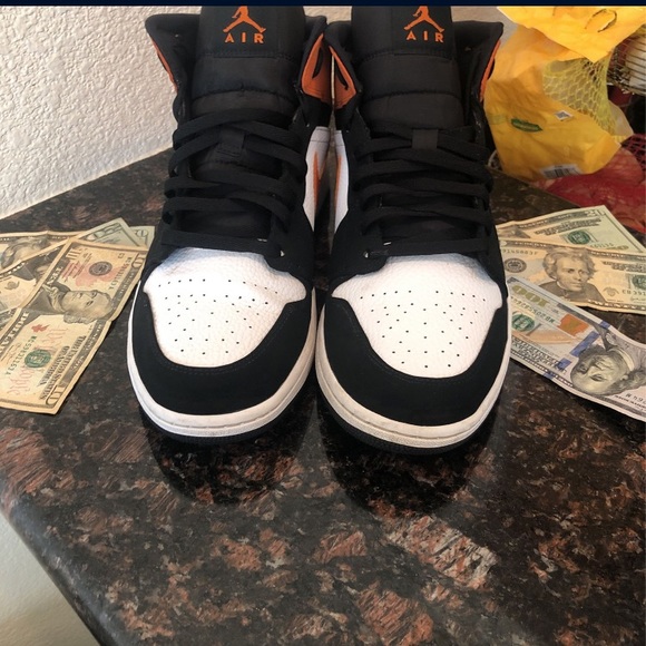 Jordan Air 1 Shattered Backboard (Size 13)